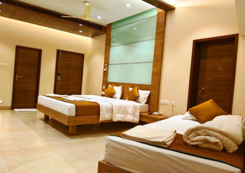 The Paradise Hotel - Luxury Stay كانتشيبورام المظهر الخارجي الصورة